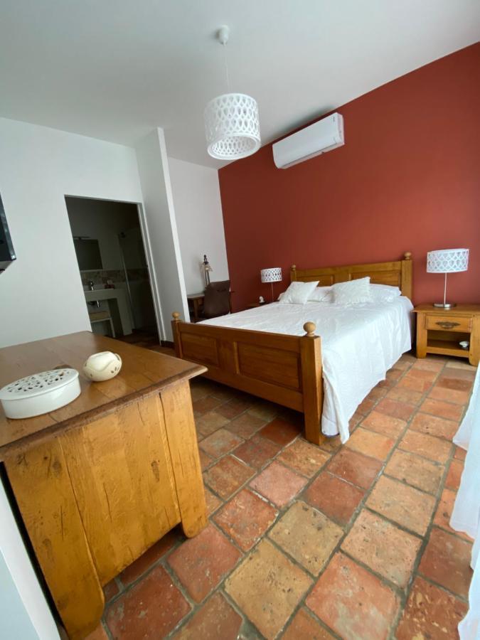 Hotel Aou Saintou Morlaas Esterno foto