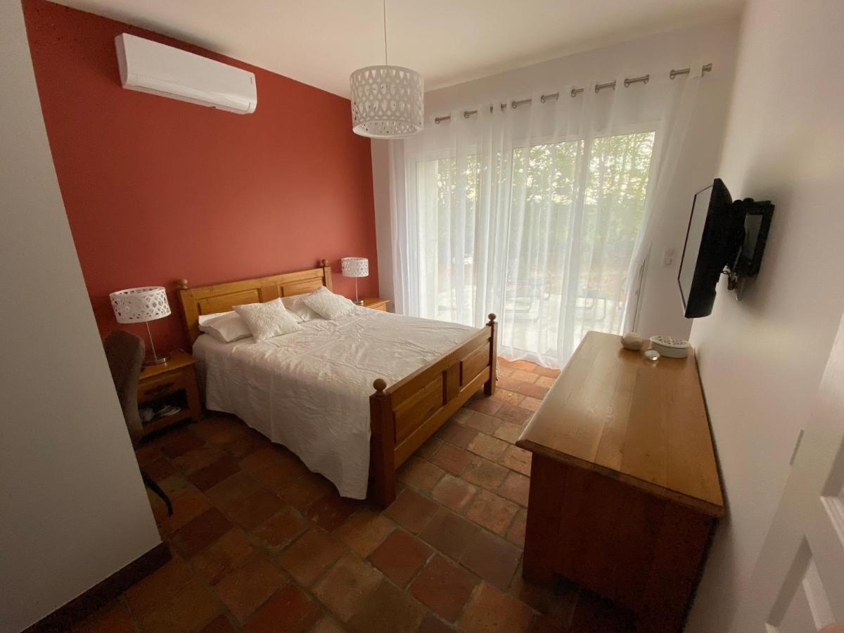 Hotel Aou Saintou Morlaas Esterno foto