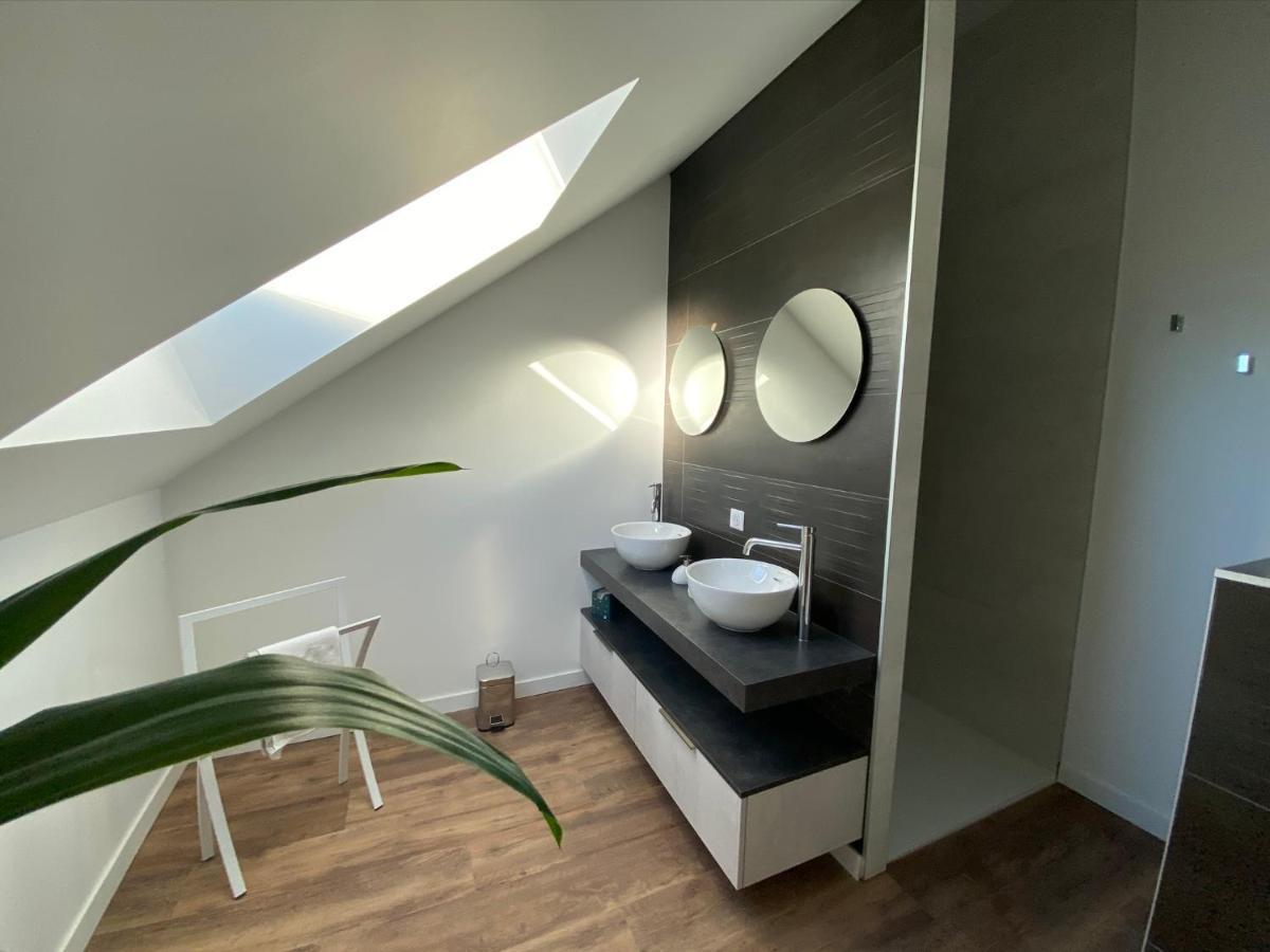 Hotel Aou Saintou Morlaas Esterno foto